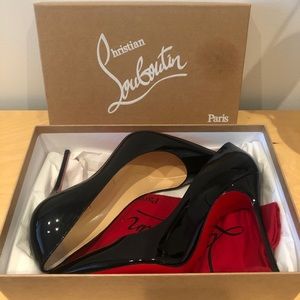 Christian Louboutin | Patent Decolette 100